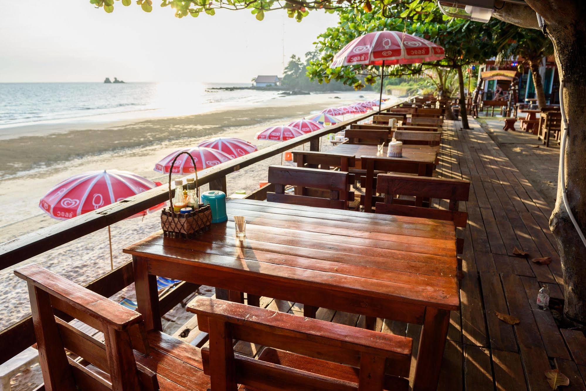 Baansuan Aokhai Beach Resort 梅尔皮姆 外观 照片