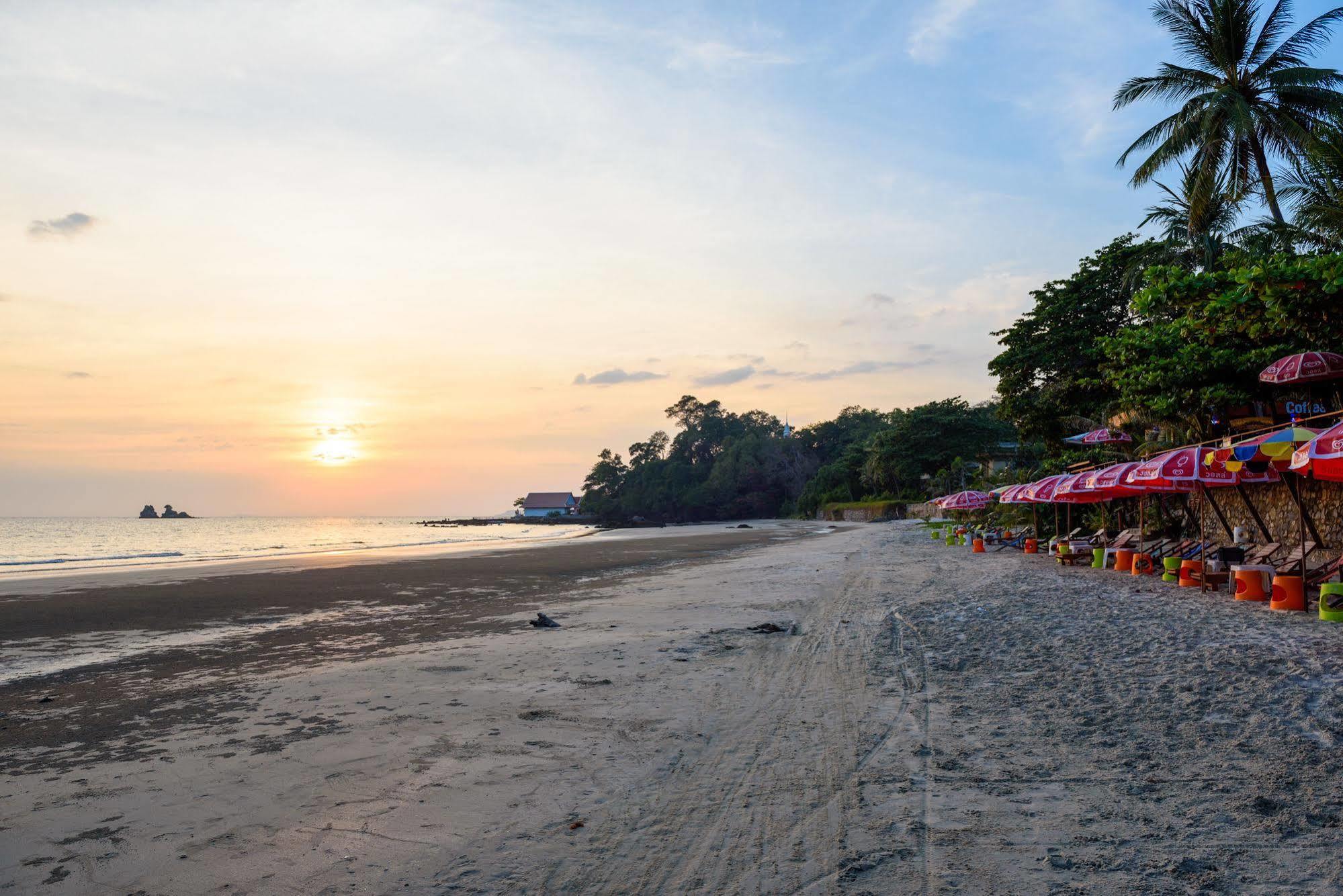 Baansuan Aokhai Beach Resort 梅尔皮姆 外观 照片